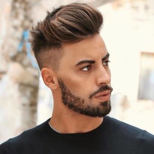 coupe de cheveux homme mi-longue