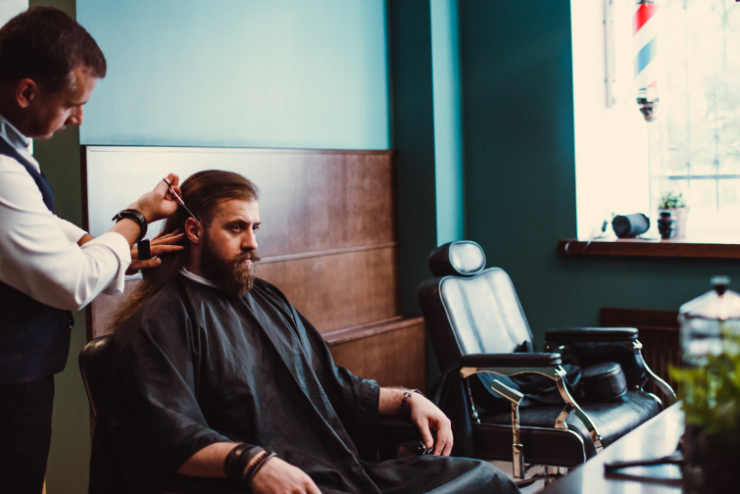 Guide pour choisir son coiffeur homme