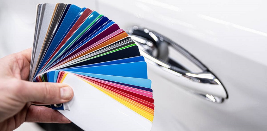Choisir la meilleure peinture de carrosserie pour vos projets automobiles