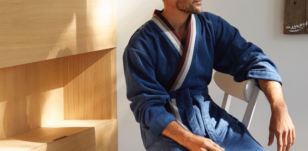 peignoir bleu pour homme confortable